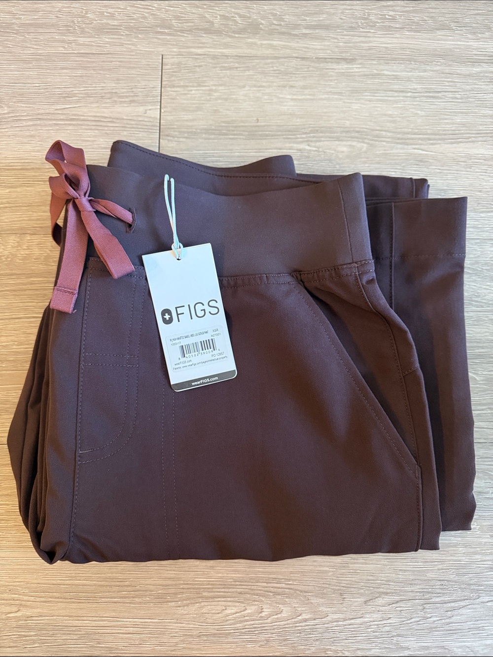 NWT Figs Espresso Isabel High-Waisted Wide-Leg Scrub Pants - Picture 5 of 9